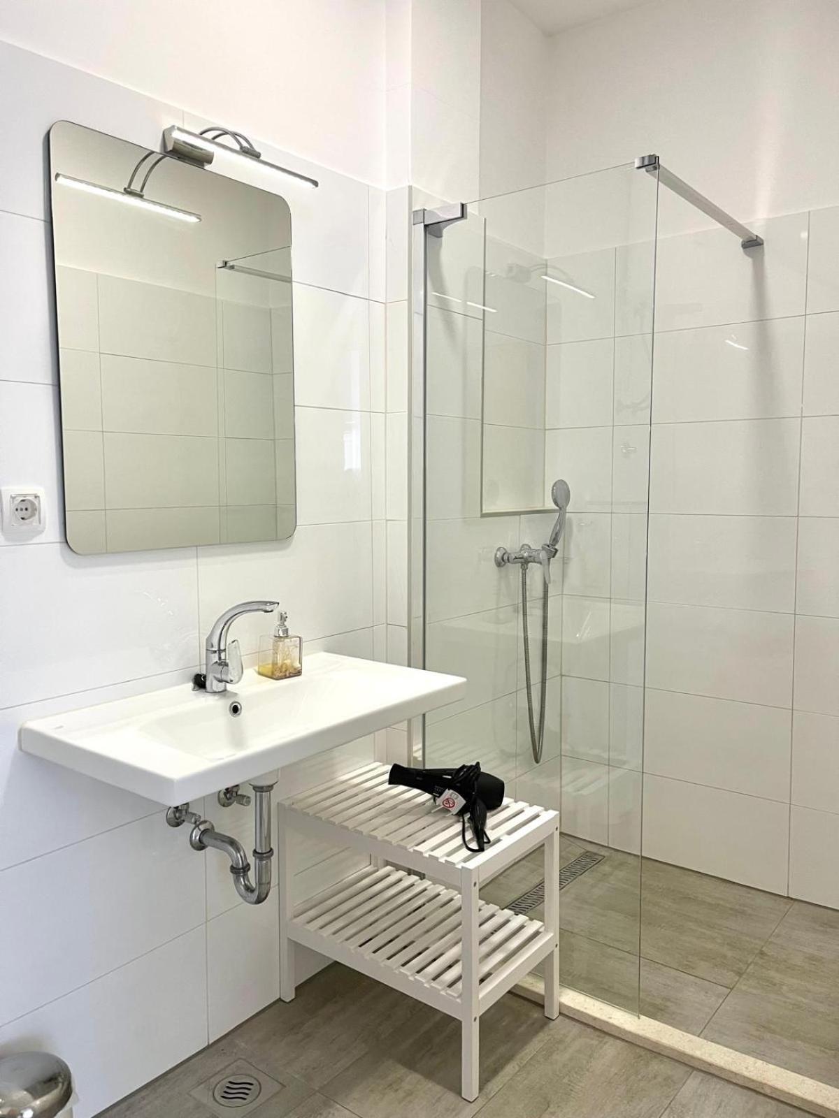 Apartments Zina لوكفا روجوزنيكا المظهر الخارجي الصورة